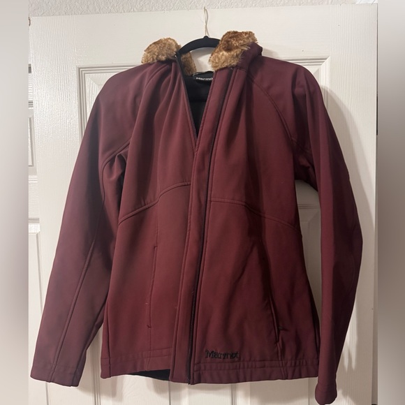 Women's Marmot Soft Shell Hooded Jacket with Faux Fur Trim - Picture 10 of 11